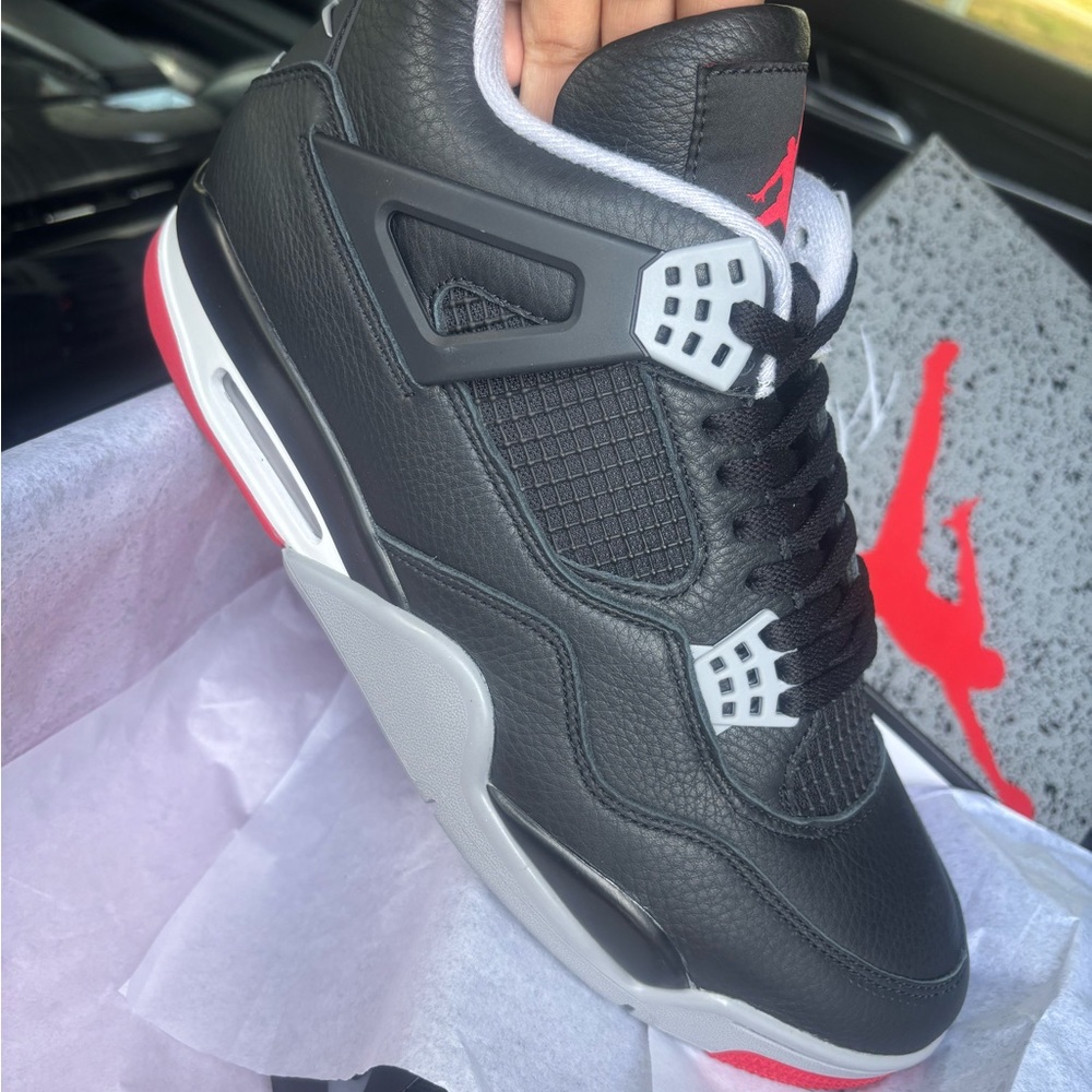 Retro Jordan 4’s